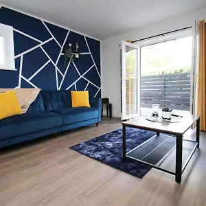 Casa Di Pietra - Centre With Patio, Free Private Parking Apartment